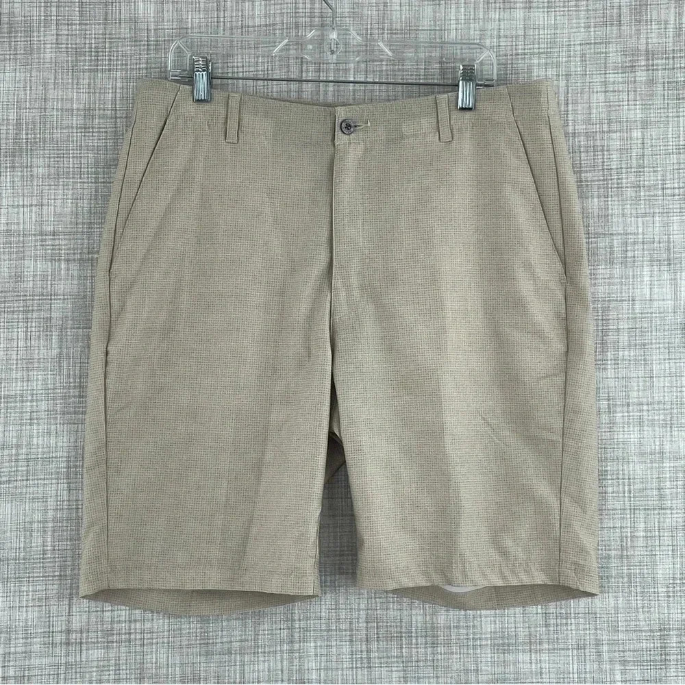 Pebble Beach Mens Size 36 tan golfing shorts 0231
